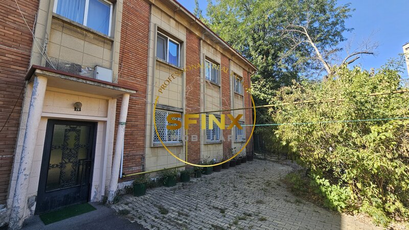 Titan Basarabia Costin Georgian 3 camere in casa  centrala comision 0!